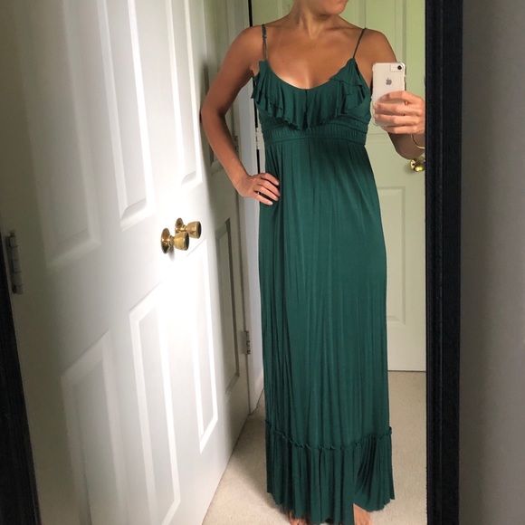 Park Vogel Dresses & Skirts - Park Vogel Green Maxi size Medium